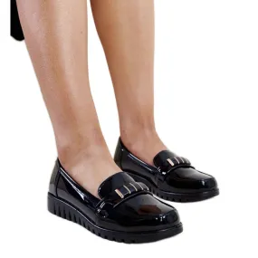 Mocassins vernis noirs avec bride décorative Marlisa le noir